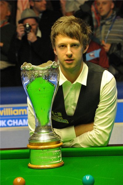 售年轻中场 售年轻中场