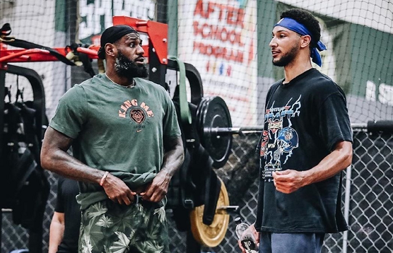 他与团队不 他与团队不