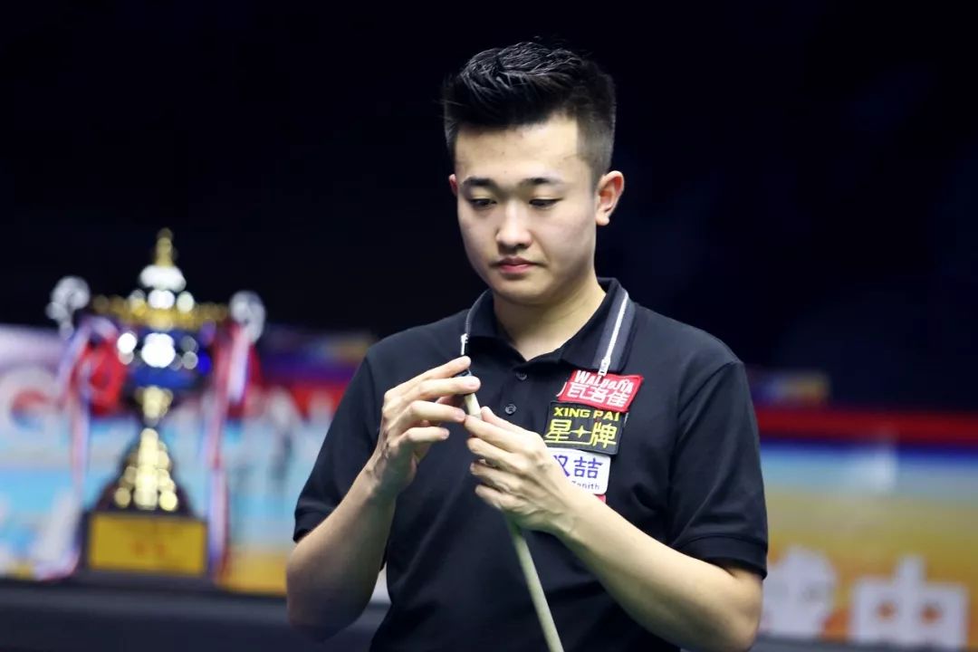 欧文蛇形突 欧文蛇形突